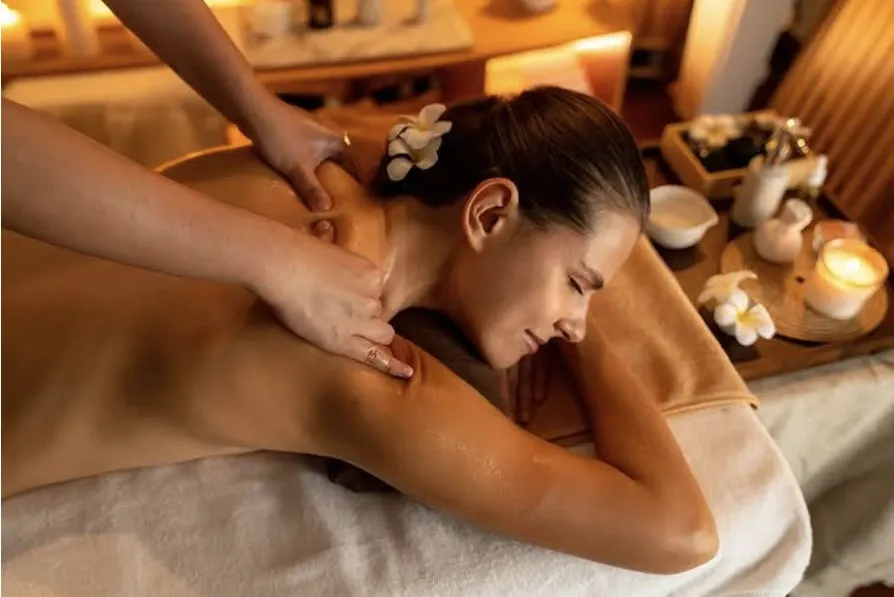 Massages at Ajora Lounge, Edmonton
